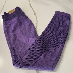 Victoria’s Secret Pink Seamless High Waist Full Length Purple Legging Size S NWT